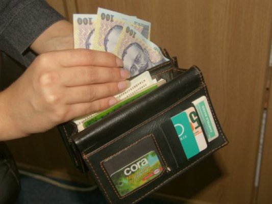 BCR a ieftinit creditele Prima Casă şi scade dobânzile la cele în lei